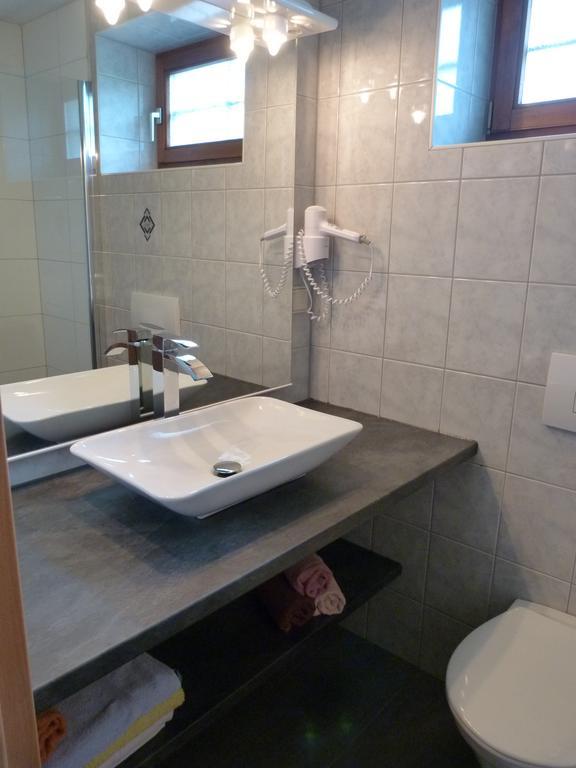 Ferienhaus Bluemel Inkl. Freier Strandbadeintritt Velden am Wörther See Chambre photo