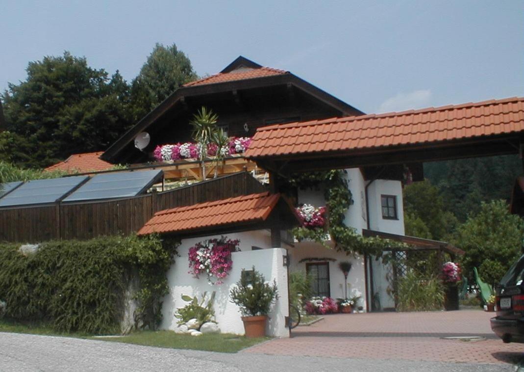Ferienhaus Bluemel Inkl. Freier Strandbadeintritt Velden am Wörther See Extérieur photo